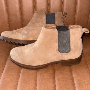 Sorel Women's Tan Ankle Boots